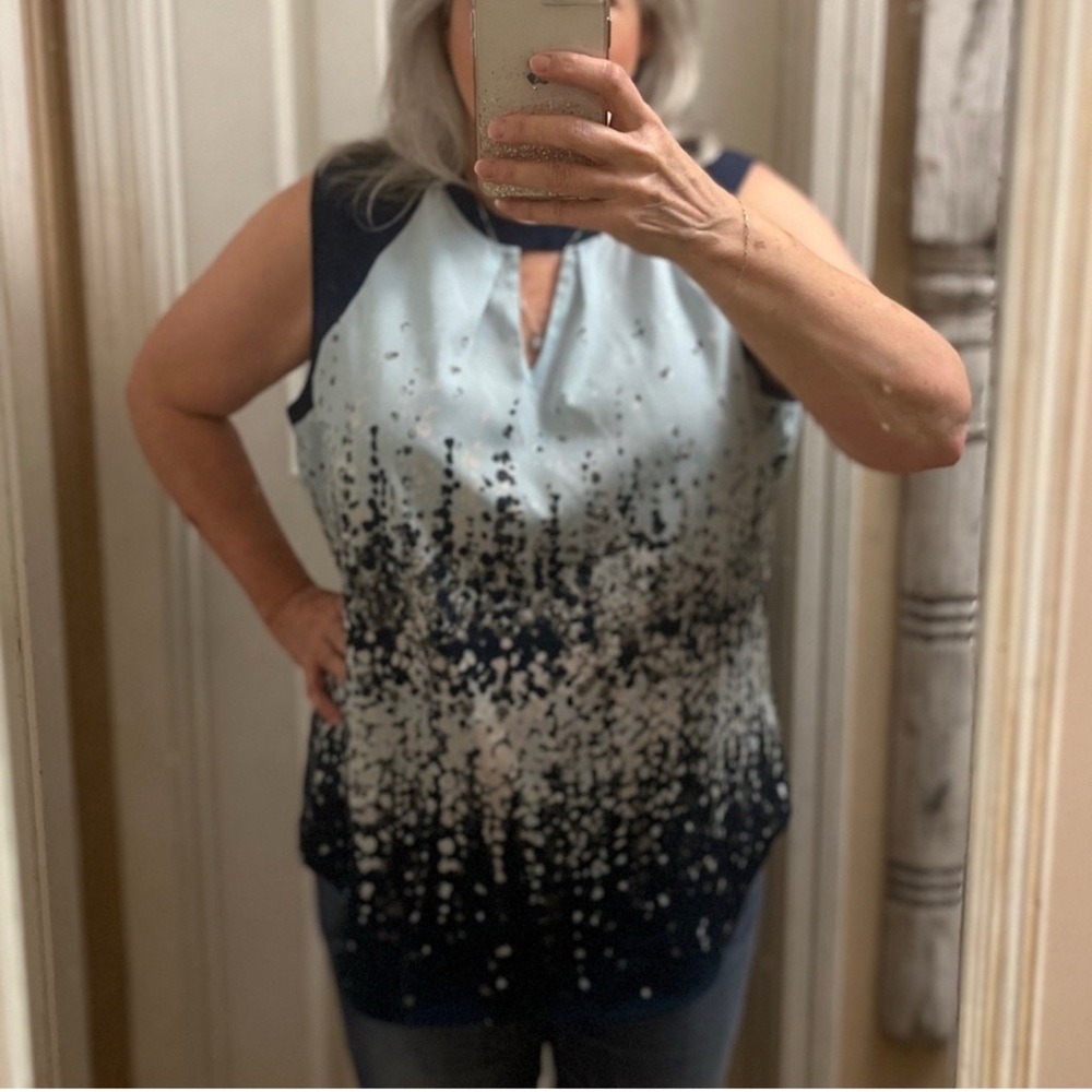 New York and Company sleeveless women’s top, size XL